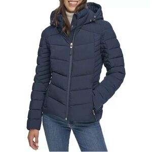 Women's Tommy Hilfiger Zip-Up Lightweight Packable Puffer Jacket
